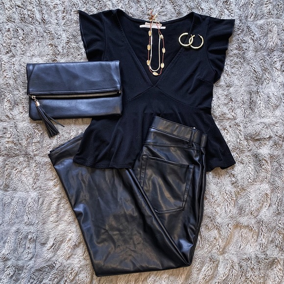 Urban Outfitters Jersey Flare Top - Picture 1 of 4